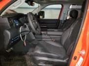 ✅ 2023 Toyota Sequoia SR5 • VIN: 7SVAAABA2PX007178 • Lot: 46818073. Wystawiony na Copart z przebiegiem 1 084 mil. Bezpłatny archiwum sprzedaży aukcyjnych z USA i szczegółowy raport historii pojazdu na DreamBid. Zdjęcie 7.