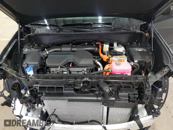 2025 Hyundai Santa Fe SEL с VIN 5NMP2DG12SH020574, выставлен на аукционе Copart как лот 51501455 с пробегом 3 889 миль миль и Списание • Salvage title. История ставок и продаж доступна на DreamBid. Изображение 12.