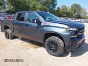 ✅ 2021 Chevrolet Silverado 1500 LT Trail Boss • VIN: 3GCPYFED8MG126243 • Лот: 43441420. Опубликован ранее на IAAI с пробегом 103 334 миль. Бесплатный доступ к архиву аукционных продаж из США и подробный отчёт об истории автомобиля на DreamBid. Изображение 1.