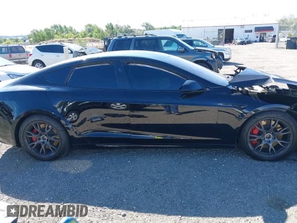 ✅ 2024 Tesla Model S Plaid • VIN: 5YJSA1E64RF533525 • Lot: 42922540. Listed on IAAI with Not provided. Free auction sales archive from the USA and detailed vehicle history report at DreamBid. Image 14.