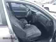 2003 Hyundai Sonata GLS z VIN KMHWF35H23A902622, wystawiony jako IAAI lot #41914230 z przebiegiem 138 312 mil mil oraz . Historia ofert i sprzedaży dostępna na DreamBid. Obrazek 5.