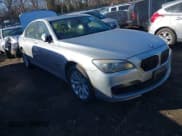 ✅ 2014 BMW 7 Series 740i • VIN: WBAYA6C54ED144450 • Лот: 41680060. Опубликован ранее на IAAI с пробегом Не указан. Бесплатный доступ к архиву аукционных продаж из США и подробный отчёт об истории автомобиля на DreamBid. Изображение 1.