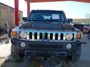 ✅ 2006 Hummer H3 • VIN: 5GTDN136568153615 • Lot: 43784932. Wystawiony na IAAI z przebiegiem 158 749 mil. Bezpłatny archiwum sprzedaży aukcyjnych z USA i szczegółowy raport historii pojazdu na DreamBid. Zdjęcie 6.