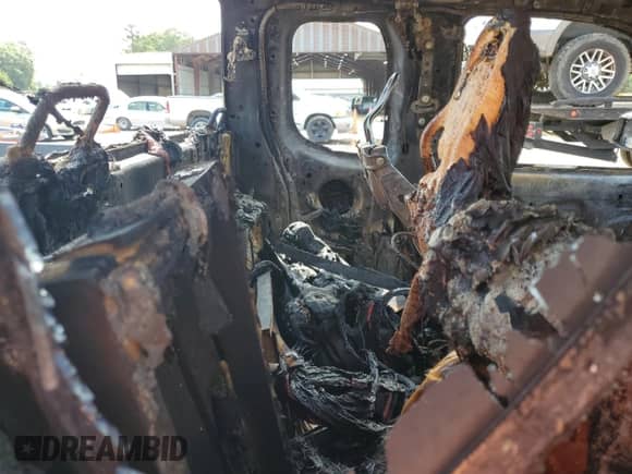 2011 Nissan Frontier SV z VIN 1N6AD0CU3BC410278, wystawiony jako Copart lot #67110945 z przebiegiem Nie podano mil oraz Szkoda całkowita • Salvage title. Historia ofert i sprzedaży dostępna na DreamBid. Obrazek 10.