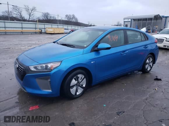 2017 Hyundai Ioniq Blue z VIN KMHC65LC0HU031229, wystawiony jako Copart lot #82401053 z przebiegiem 96 109 mil mil oraz . Historia ofert i sprzedaży dostępna na DreamBid. Obrazek 1.
