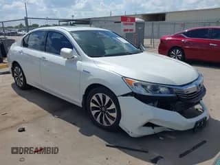 2017 Honda Accord EX-L z VIN JHMCR6F55HC018723, wystawiony jako IAAI lot #43374773 z przebiegiem 107 274 mil mil oraz . Historia ofert i sprzedaży dostępna na DreamBid. Obrazek 1.