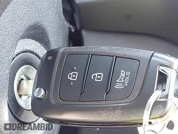 ✅ 2023 Hyundai Venue SEL • VIN: KMHRC8A33PU267086 • Lot: 40975039. Listed on IAAI with 14,755 mi. Free auction sales archive from the USA and detailed vehicle history report at DreamBid. Image 11.