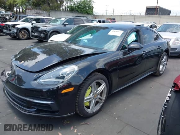 ✅ 2018 Porsche Panamera 4 E-Hybrid • VIN: WP0AE2A77JL129060 • Lot: 42420977. Wystawiony na IAAI z przebiegiem 70 062 mil. Bezpłatny archiwum sprzedaży aukcyjnych z USA i szczegółowy raport historii pojazdu na DreamBid. Zdjęcie 23.