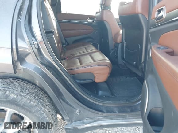 ✅ 2015 Jeep Grand Cherokee Summit • VIN: 1C4RJFJG4FC143379 • Lot: 43517755. Wystawiony na IAAI z przebiegiem 116 420 mil. Bezpłatny archiwum sprzedaży aukcyjnych z USA i szczegółowy raport historii pojazdu na DreamBid. Zdjęcie 8.