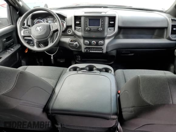 ✅ 2024 Ram 3500 Tradesman • VIN: 3C63R3GJ4RG203296 • Lot: 61236485. Wystawiony na Copart z przebiegiem 2 664 mil. Bezpłatny archiwum sprzedaży aukcyjnych z USA i szczegółowy raport historii pojazdu na DreamBid. Zdjęcie 8.