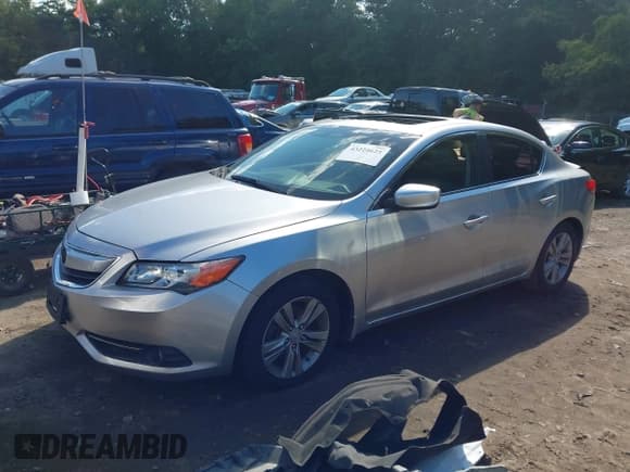 ✅ 2013 Acura ILX Hybrid Technology • VIN: 19VDE3F75DE300857 • Lot: 43224625. Wystawiony na IAAI z przebiegiem 157 721 mil. Bezpłatny archiwum sprzedaży aukcyjnych z USA i szczegółowy raport historii pojazdu na DreamBid. Zdjęcie 2.