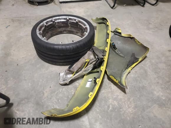 ✅ 2018 Porsche 718 Cayman S • VIN: WP0AB2A80JK279373 • Lot: 88150375. Wystawiony na Copart z przebiegiem 39 625 mil. Bezpłatny archiwum sprzedaży aukcyjnych z USA i szczegółowy raport historii pojazdu na DreamBid. Zdjęcie 12.