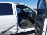 ✅ 2016 Chevrolet Silverado 1500 LT • VIN: 3GCUKREC4GG275783 • Lot: 43207524. Wystawiony na IAAI z przebiegiem 200 808 mil. Bezpłatny archiwum sprzedaży aukcyjnych z USA i szczegółowy raport historii pojazdu na DreamBid. Zdjęcie 5.