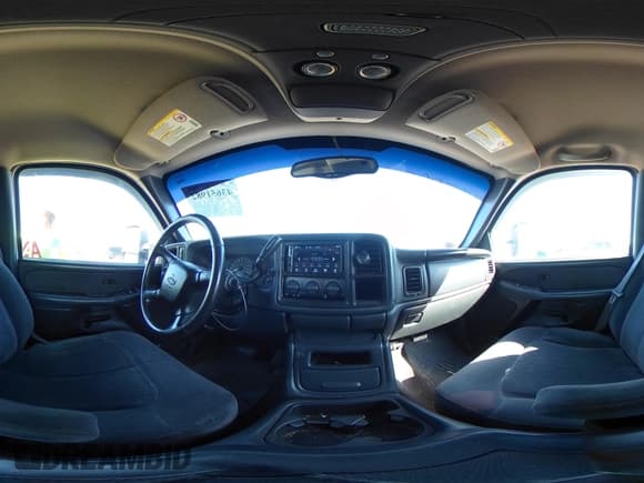 ✅ 2002 Chevrolet Silverado 2500HD LT • VIN: 1GCHK23U62F183928 • Lot: 43651982. Wystawiony na IAAI z przebiegiem 210 872 mil. Bezpłatny archiwum sprzedaży aukcyjnych z USA i szczegółowy raport historii pojazdu na DreamBid. Zdjęcie 19.