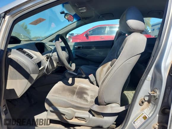 ✅ 2007 Honda Civic LX • VIN: 1HGFA15557L122591 • Лот: 85314705. Опубликован ранее на Copart с пробегом Не указан. Бесплатный доступ к архиву аукционных продаж из США и подробный отчёт об истории автомобиля на DreamBid. Изображение 7.