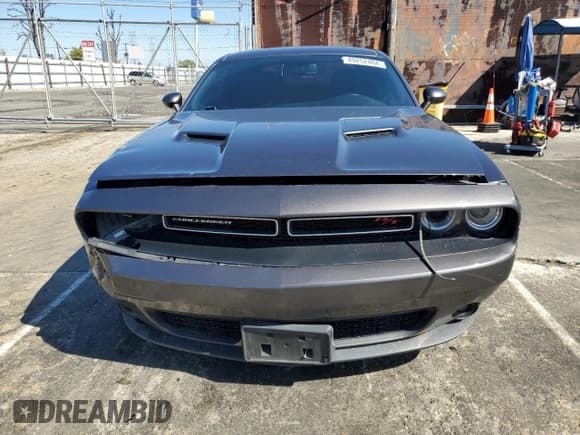 ✅ 2017 Dodge Challenger R/T • VIN: 2C3CDZBT2HH555220 • Lot: 49252404. Wystawiony na Copart z przebiegiem 78 927 mil. Bezpłatny archiwum sprzedaży aukcyjnych z USA i szczegółowy raport historii pojazdu na DreamBid. Zdjęcie 5.