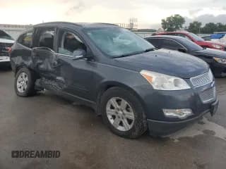 ✅ 2011 Chevrolet Traverse 2LT • VIN: 1GNKVJED6BJ136178 • Lot: 69265194. Wystawiony na Copart z przebiegiem 180 633 mil. Bezpłatny archiwum sprzedaży aukcyjnych z USA i szczegółowy raport historii pojazdu na DreamBid. Zdjęcie 4.