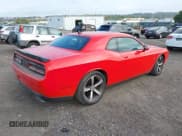 ✅ 2015 Dodge Challenger R/T • VIN: 2C3CDZAT9FH914013 • Lot: 43288641. Wystawiony na IAAI z przebiegiem 61 922 mil. Bezpłatny archiwum sprzedaży aukcyjnych z USA i szczegółowy raport historii pojazdu na DreamBid. Zdjęcie 4.