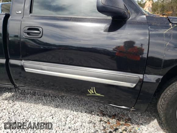 2004 Chevrolet Silverado 1500 LS z VIN 1GCEC14V64Z278346, wystawiony jako Copart lot #74509394 z przebiegiem Nie podano mil oraz Szkoda całkowita • Salvage title. Historia ofert i sprzedaży dostępna na DreamBid. Obrazek 12.