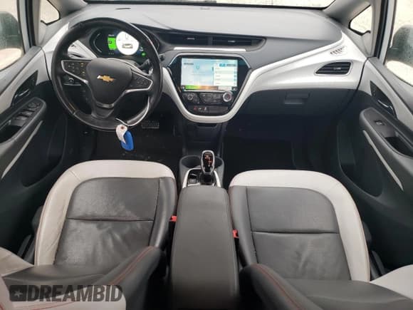 ✅ 2018 Chevrolet Bolt EV Premier • VIN: 1G1FX6S03J4109867 • Lot: 84071864. Wystawiony na Copart z przebiegiem 24 134 mil. Bezpłatny archiwum sprzedaży aukcyjnych z USA i szczegółowy raport historii pojazdu na DreamBid. Zdjęcie 8.
