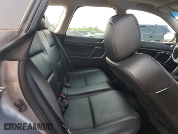 ✅ 2008 Subaru Outback Limited • VIN: 4S4BP62C987358288 • Lot: 60489815. Listed on Copart with 129,317 mi. Free auction sales archive from the USA and detailed vehicle history report at DreamBid. Image 10.