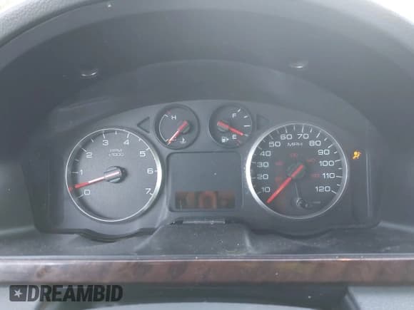 ✅ 2007 Ford Five Hundred SEL • VIN: 1FAHP27197G158577 • Lot: 43131030. Listed on IAAI with Not provided. Free auction sales archive from the USA and detailed vehicle history report at DreamBid. Image 7.