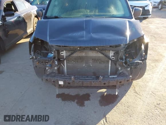 ✅ 2015 Dodge Grand Caravan SXT • VIN: 2C4RDGCGXFR668853 • Lot: 43609845. Listed on IAAI with 130,195 mi. Free auction sales archive from the USA and detailed vehicle history report at DreamBid. Image 6.