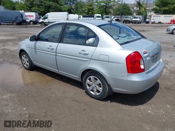 ✅ 2010 Hyundai Accent GLS • VIN: KMHCN4ACXAU405559 • Лот: 42351718. Опубликован ранее на IAAI с пробегом 130 538 миль. Бесплатный доступ к архиву аукционных продаж из США и подробный отчёт об истории автомобиля на DreamBid. Изображение 3.