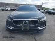 ✅ 2019 Volvo S90 Inscription • VIN: LVYA22ML9KP110238 • Лот: 61596184. Опубликован ранее на Copart с пробегом 92 529 миль. Бесплатный доступ к архиву аукционных продаж из США и подробный отчёт об истории автомобиля на DreamBid. Изображение 5.