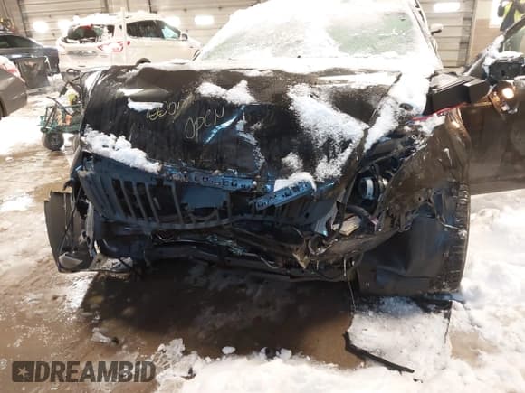 ✅ 2010 Mercury Milan Premier • VIN: 3MEHM0JA7AR624439 • Лот: 43826306. Опубликован ранее на IAAI с пробегом 123 407 миль. Бесплатный доступ к архиву аукционных продаж из США и подробный отчёт об истории автомобиля на DreamBid. Изображение 6.