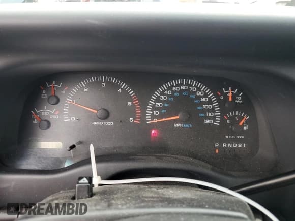 ✅ 1998 Dodge Dakota SLT • VIN: 1B7GL22X1WS754968 • Lot: 49078635. Wystawiony na Copart z przebiegiem 138 116 mil. Bezpłatny archiwum sprzedaży aukcyjnych z USA i szczegółowy raport historii pojazdu na DreamBid. Zdjęcie 9.