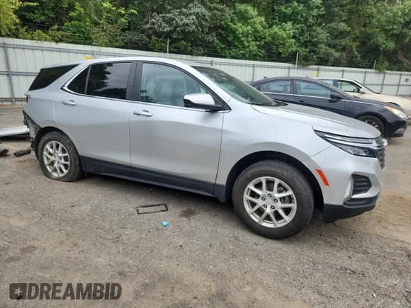 ✅ 2022 Chevrolet Equinox LT • VIN: 3GNAXUEV0NL106025 • Лот: 85157975. Опубликован ранее на Copart с пробегом 81 382 миль. Бесплатный доступ к архиву аукционных продаж из США и подробный отчёт об истории автомобиля на DreamBid. Изображение 4.