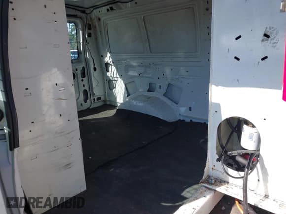 ✅ 2007 Ford Econoline Cargo Commercial • VIN: 1FTSE34L97DA67408 • Lot: 43290015. Listed on IAAI with 137,696 mi. Free auction sales archive from the USA and detailed vehicle history report at DreamBid. Image 8.