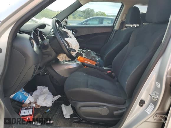 ✅ 2015 Nissan Juke SV • VIN: JN8AF5MR7FT501259 • Lot: 81265635. Listed on Copart with 86,925 mi. Free auction sales archive from the USA and detailed vehicle history report at DreamBid. Image 7.