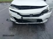 ✅ 2024 Honda Civic Touring • VIN: 2HGFE1F92RH317764 • Lot: 43529428. Wystawiony na IAAI z przebiegiem 12 589 mil. Bezpłatny archiwum sprzedaży aukcyjnych z USA i szczegółowy raport historii pojazdu na DreamBid. Zdjęcie 6.