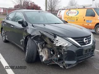 ✅ 2017 Nissan Altima SV • VIN: 1N4AL3AP6HC161980 • Lot: 43747593. Listed on IAAI with 28,995 mi. Free auction sales archive from the USA and detailed vehicle history report at DreamBid. Image 1.