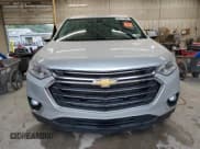 ✅ 2020 Chevrolet Traverse LT Cloth • VIN: 1GNEVGKW2LJ199561 • Lot: 66711394. Wystawiony na Copart z przebiegiem Nie podano. Bezpłatny archiwum sprzedaży aukcyjnych z USA i szczegółowy raport historii pojazdu na DreamBid. Zdjęcie 5.
