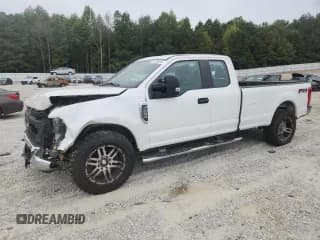 ✅ 2019 Ford F-250 XL • VIN: 1FT7X2A6XKEF63264 • Lot: 81758035. Listed on Copart with 111,999 mi. Free auction sales archive from the USA and detailed vehicle history report at DreamBid. Image 1.