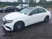 ✅ 2024 Mercedes-Benz E 350 • VIN: W1KLF4HB1RA039038 • Lot: 43434905. Wystawiony na IAAI z przebiegiem 5 345 mil. Bezpłatny archiwum sprzedaży aukcyjnych z USA i szczegółowy raport historii pojazdu na DreamBid. Zdjęcie 2.