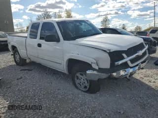 ✅ 2004 Chevrolet Silverado 1500 Z71 • VIN: 1GCEK19T54E161567 • Лот: 74187954. Опубликован ранее на Copart с пробегом Не указан. Бесплатный доступ к архиву аукционных продаж из США и подробный отчёт об истории автомобиля на DreamBid. Изображение 4.