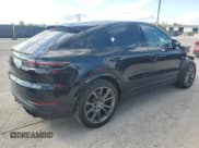 ✅ 2023 Porsche Cayenne • VIN: WP1BA2AY6PDA24035 • Lot: 81845575. Wystawiony na Copart z przebiegiem 59 496 mil. Bezpłatny archiwum sprzedaży aukcyjnych z USA i szczegółowy raport historii pojazdu na DreamBid. Zdjęcie 3.