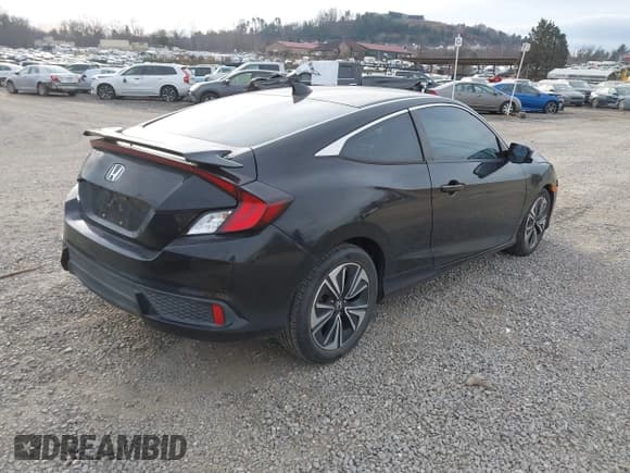 ✅ 2016 Honda Civic EX-L • VIN: 2HGFC3B70GH350393 • Лот: 41466495. Опубликован ранее на IAAI с пробегом 135 892 миль. Бесплатный доступ к архиву аукционных продаж из США и подробный отчёт об истории автомобиля на DreamBid. Изображение 4.