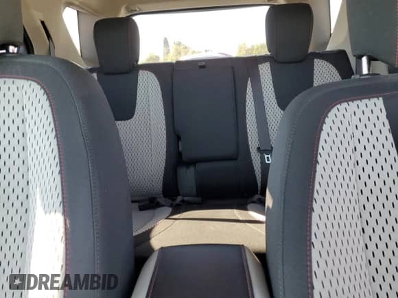 2015 Chevrolet Equinox LS с VIN 2GNFLEEK9F6430142, выставлен на аукционе Copart как лот 84932405 с пробегом 111 601 миль миль и Списание • Salvage title. История ставок и продаж доступна на DreamBid. Изображение 10.