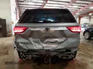 ✅ 2020 Chevrolet Traverse LT Cloth • VIN: 1GNEVGKW0LJ263144 • Lot: 68481324. Wystawiony na Copart z przebiegiem 68 176 mil. Bezpłatny archiwum sprzedaży aukcyjnych z USA i szczegółowy raport historii pojazdu na DreamBid. Zdjęcie 6.