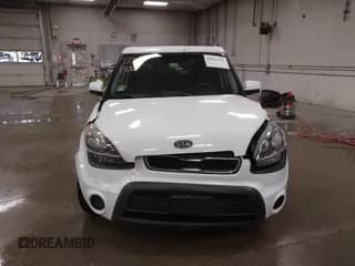 ✅ 2012 Kia Soul • VIN: KNDJT2A59C7384521 • Lot: 43414402. Wystawiony na IAAI z przebiegiem 111 752 mil. Bezpłatny archiwum sprzedaży aukcyjnych z USA i szczegółowy raport historii pojazdu na DreamBid. Zdjęcie 6.
