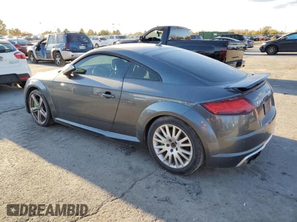 ✅ 2016 Audi TTS 2.0T • VIN: TRUC1AFV6G1016376 • Lot: 92120035. Wystawiony na Copart z przebiegiem 99 015 mil. Bezpłatny archiwum sprzedaży aukcyjnych z USA i szczegółowy raport historii pojazdu na DreamBid. Zdjęcie 2.