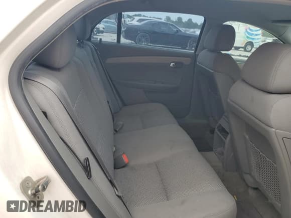 ✅ 2008 Chevrolet Malibu 1LS • VIN: 1G1ZG57B18F277832 • Lot: 70145695. Listed on Copart with 207,537 mi. Free auction sales archive from the USA and detailed vehicle history report at DreamBid. Image 10.