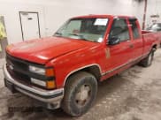 ✅ 1996 Chevrolet Silverado 1500 • VIN: 1GCEK19R9TE174096 • Lot: 43746619. Wystawiony na IAAI z przebiegiem 272 843 mil. Bezpłatny archiwum sprzedaży aukcyjnych z USA i szczegółowy raport historii pojazdu na DreamBid. Zdjęcie 2.