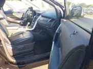 ✅ 2013 Ford Edge SEL • VIN: 2FMDK3JC5DBB94479 • Lot: 43264220. Wystawiony na IAAI z przebiegiem 160 971 mil. Bezpłatny archiwum sprzedaży aukcyjnych z USA i szczegółowy raport historii pojazdu na DreamBid. Zdjęcie 5.