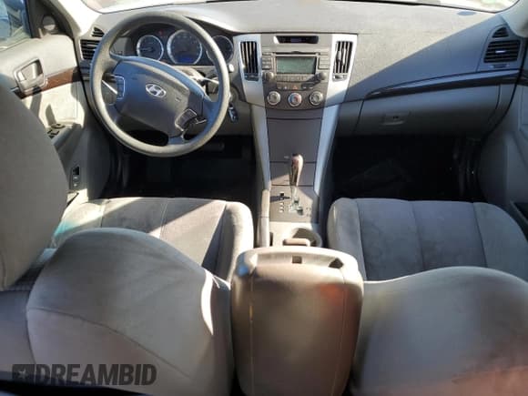 ✅ 2009 Hyundai Sonata GLS • VIN: 5NPET46C09H463617 • Лот: 79831674. Опубликован ранее на Copart с пробегом 216 933 миль. Бесплатный доступ к архиву аукционных продаж из США и подробный отчёт об истории автомобиля на DreamBid. Изображение 8.